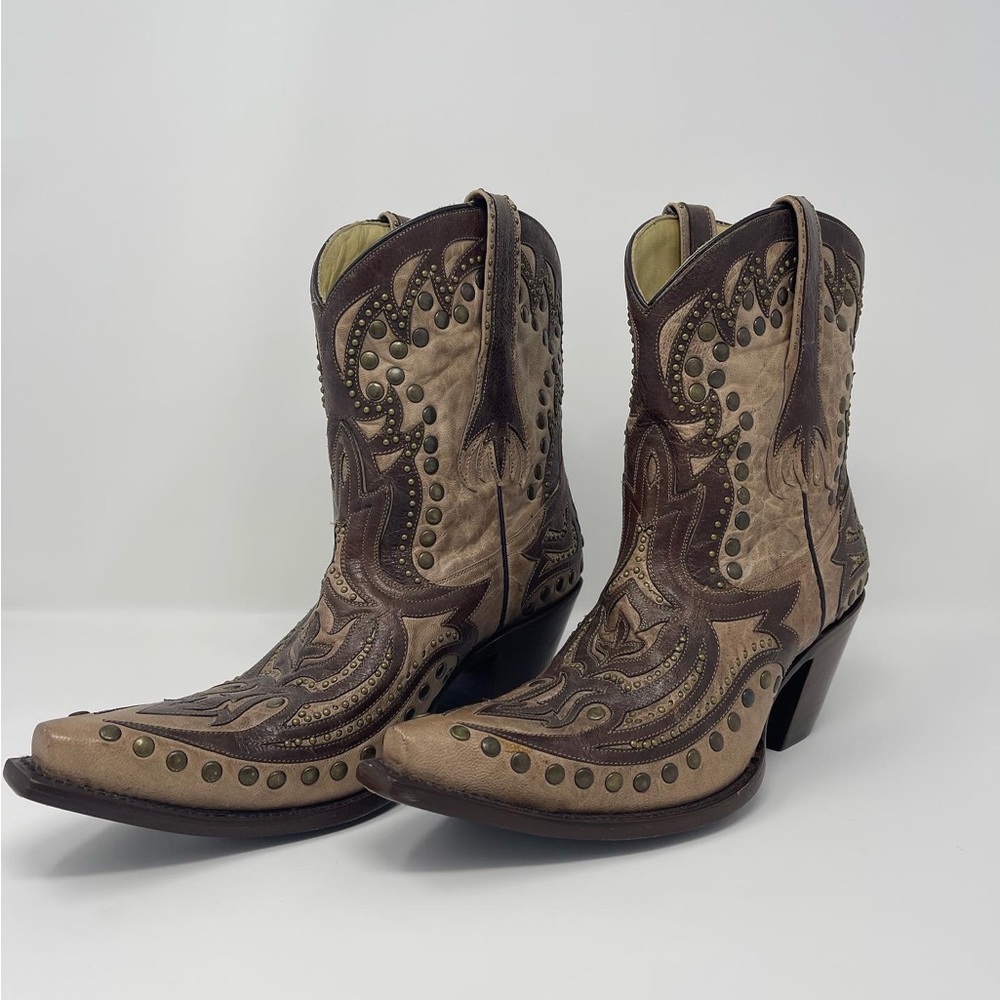 PRE-LOVED Corral Brown/Tan Studded Short Western Boot - Size 7.5